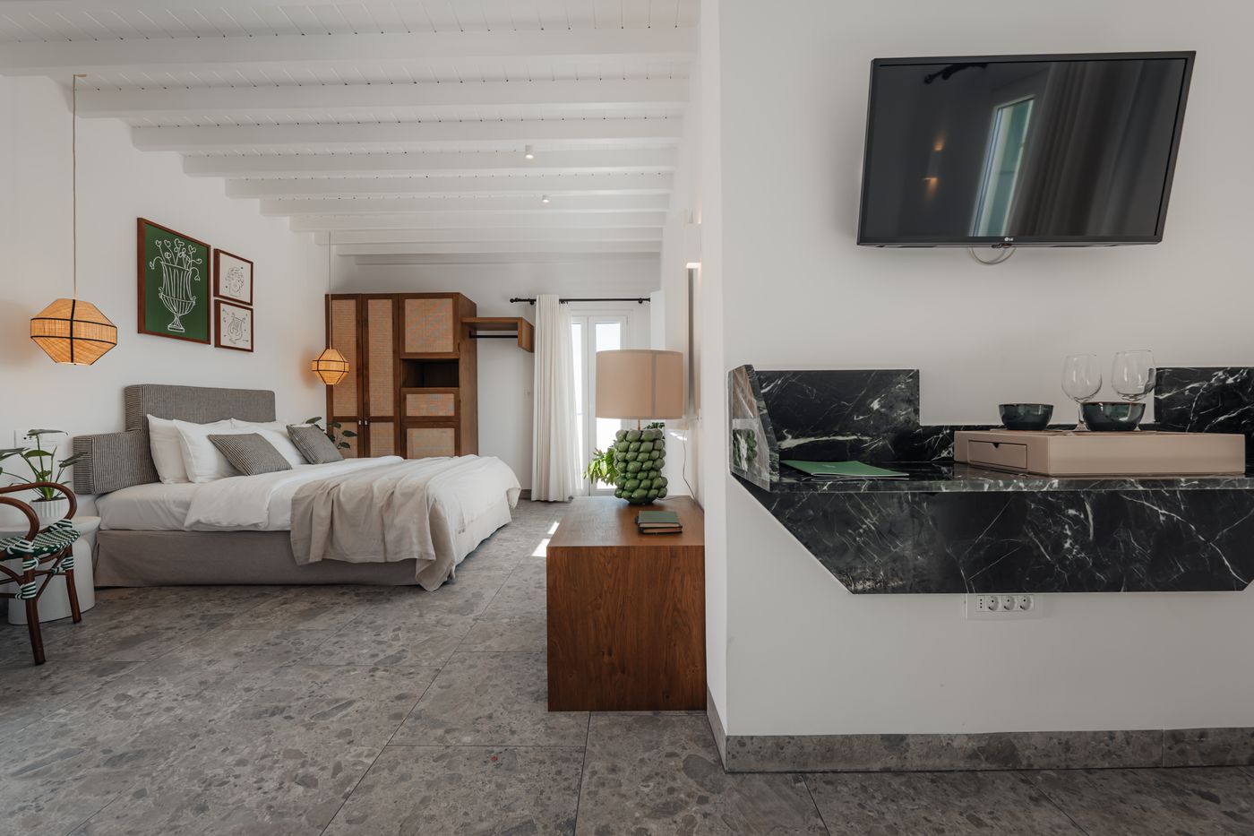 Pelican-Bay---Art-Hotel-Room-22