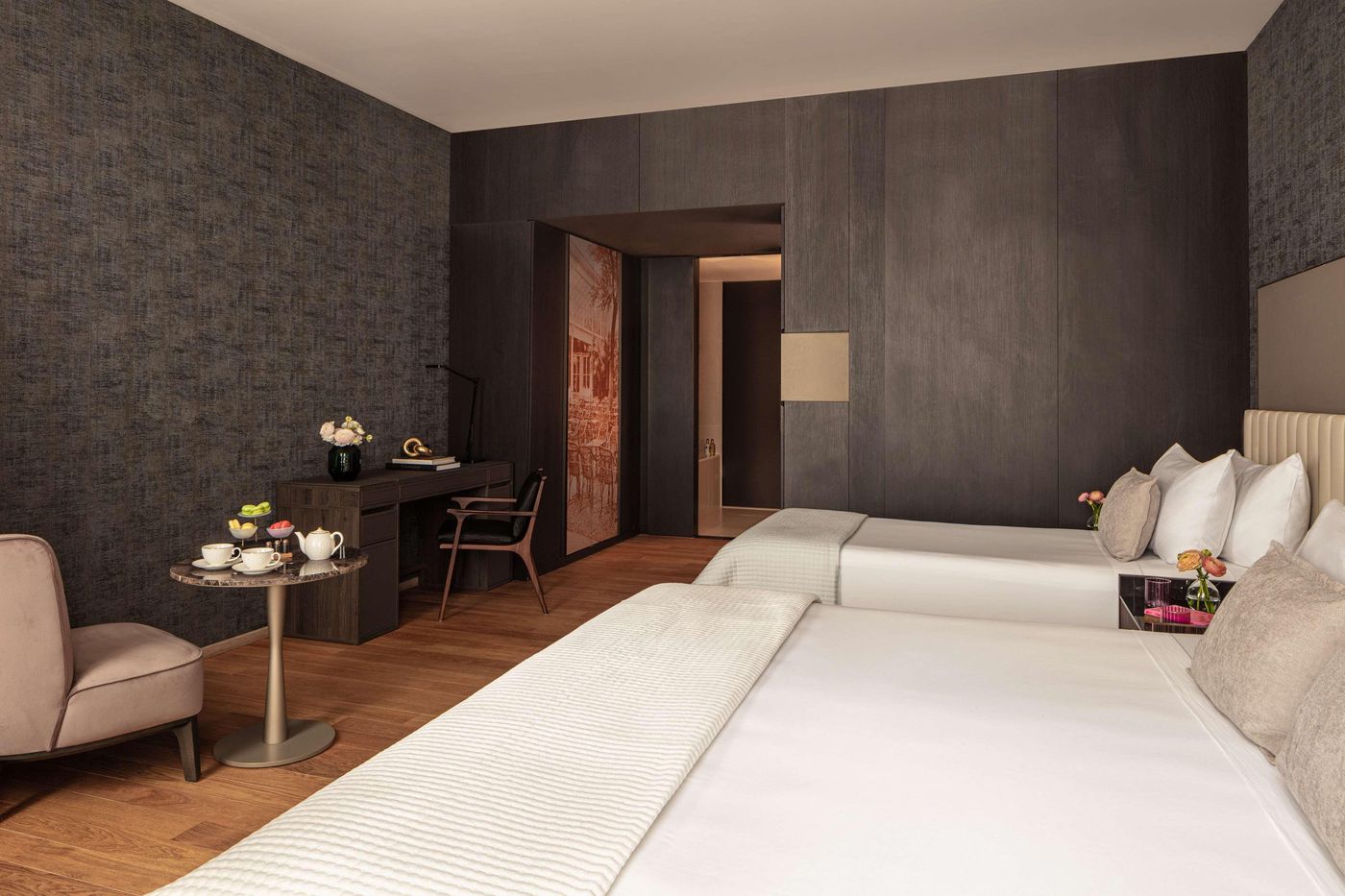 Anantara-Grand-Hotel-Krasnapolsky-Amsterdam-Room-48