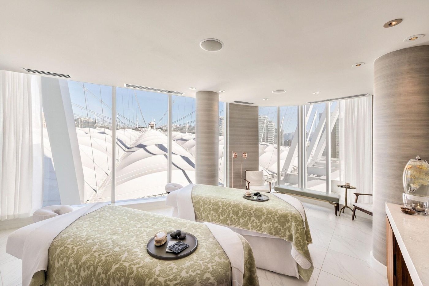 JW-Marriott-parq-Vancouver-Sports-and-Entertainment-70