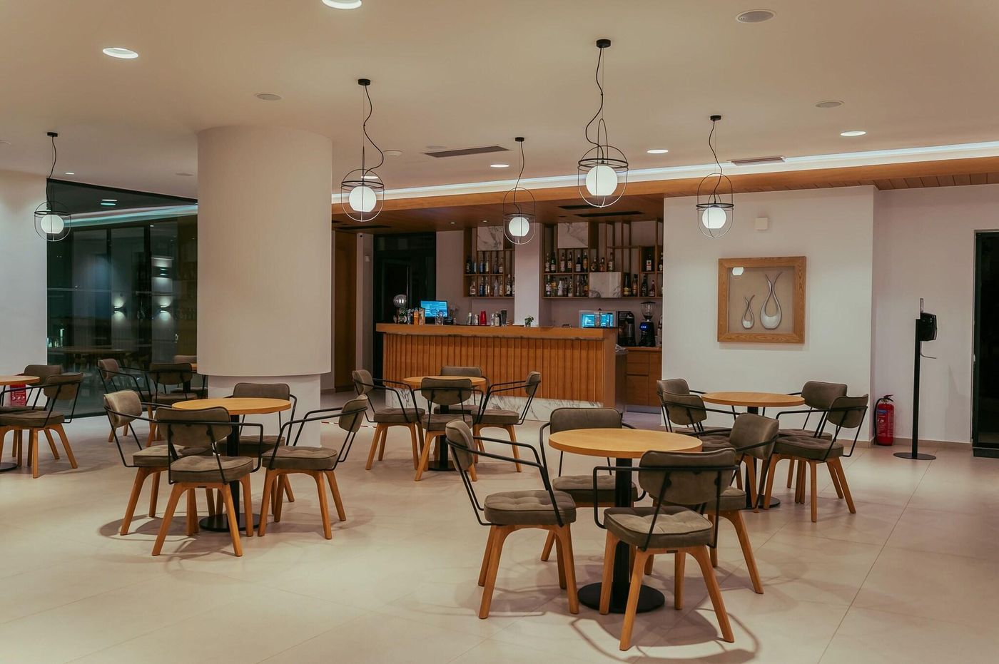 Silver-Beach-Restaurant-40