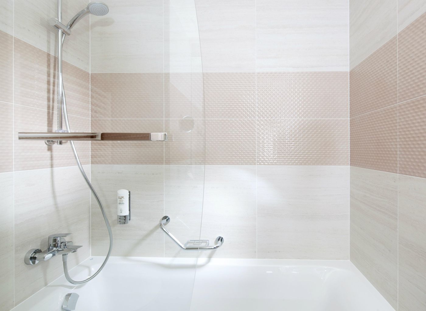 Holiday-Inn-Prague-Congress-Centre-Room-40