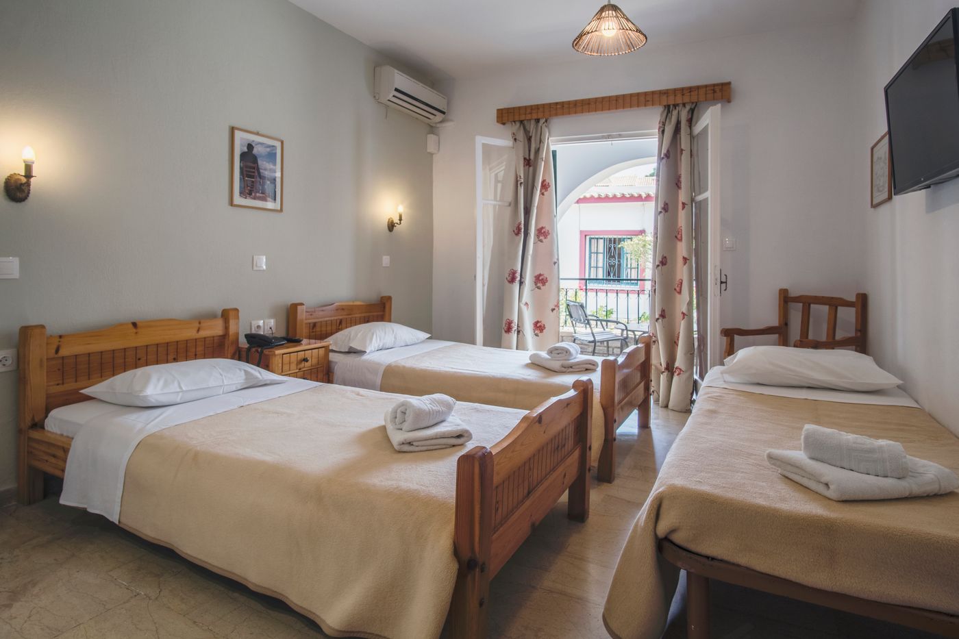 Iliada-Beach-Room-33