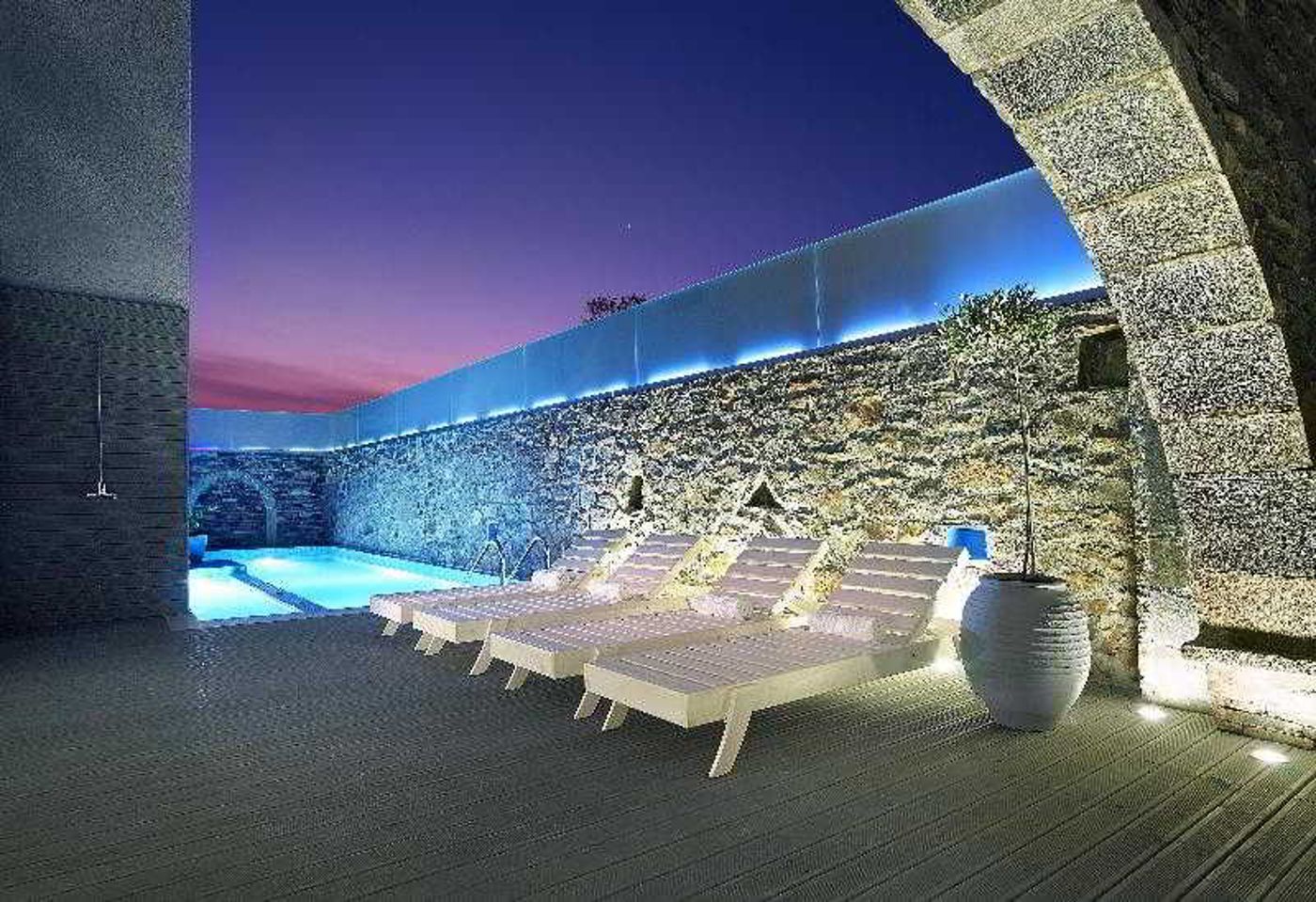 Mistral-Bay-Hotel-Pool-8