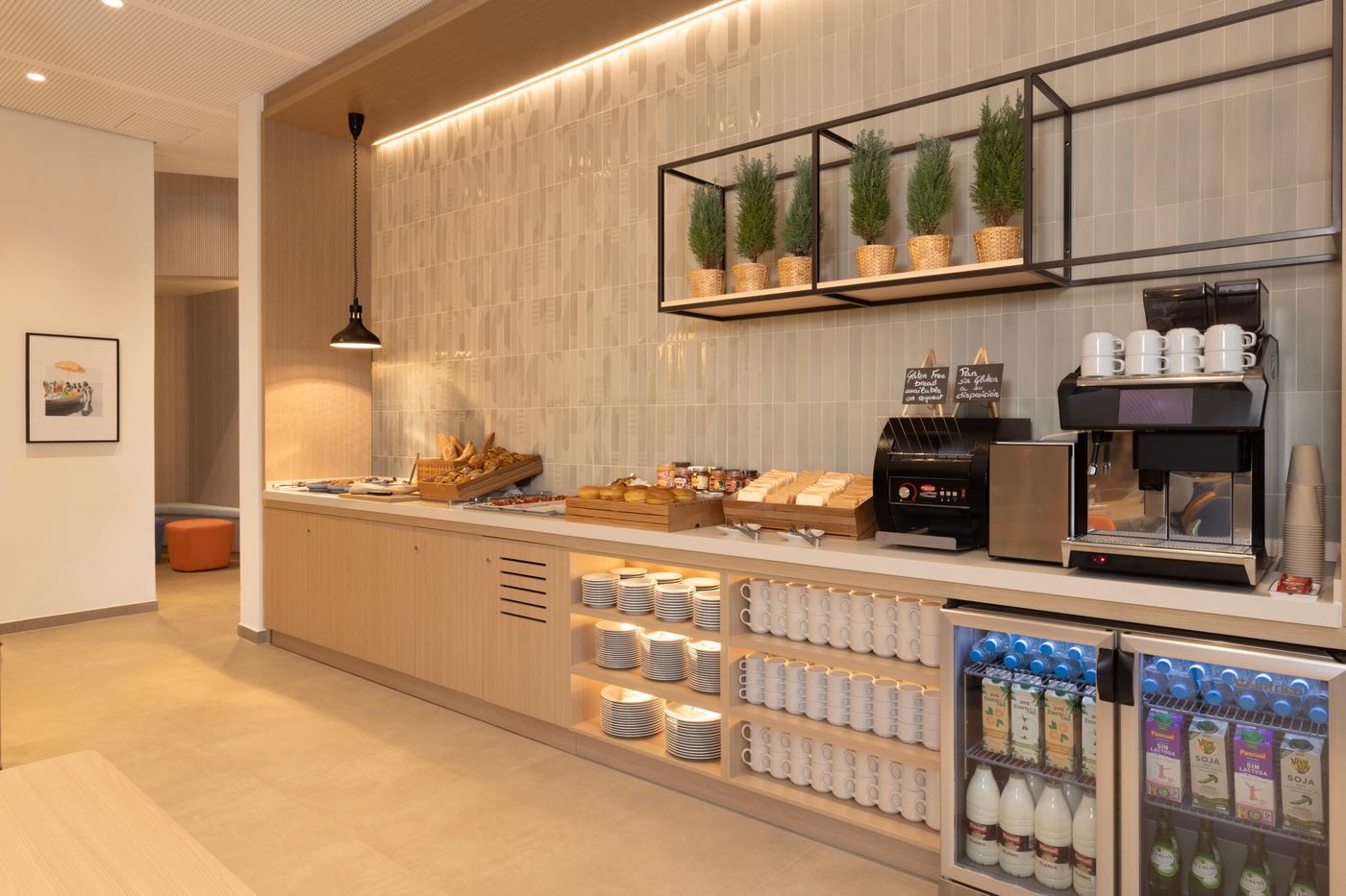 Staybridge-Suites-Malaga-Restaurant-21