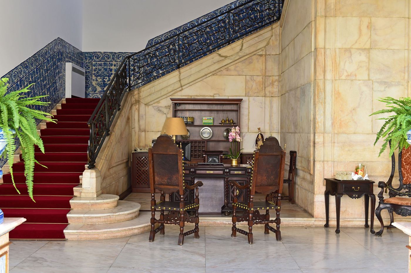 Pousada-Castelo-de-Estremoz-Lobby-5