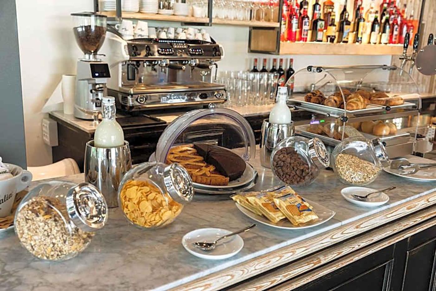 Torre-Antica-Hotel-Venice-Airport-Lobby-17