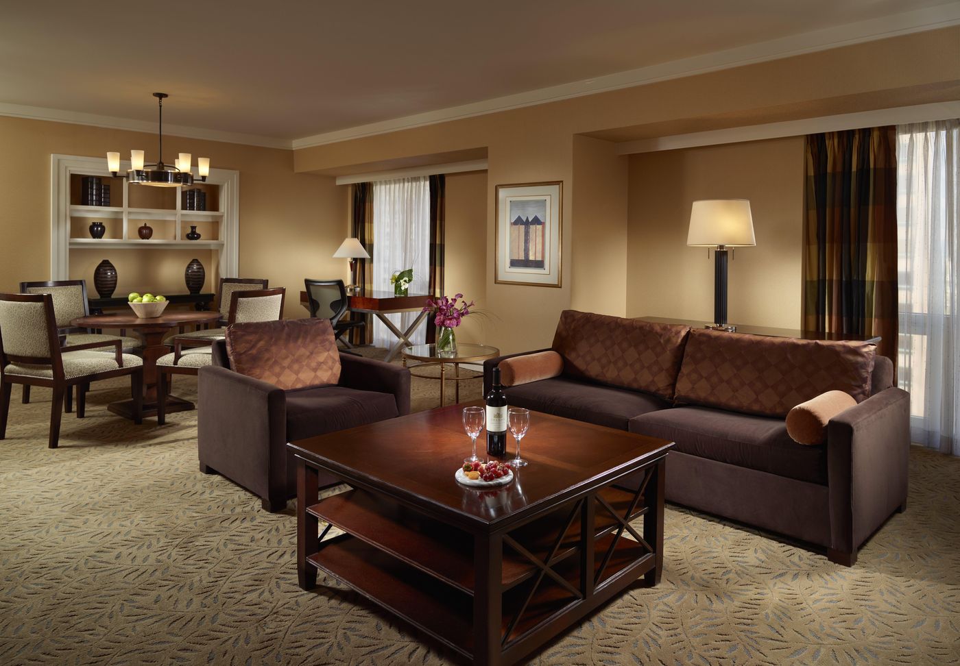 Omni-Los-Angeles-Hotel-at-California-Plaza-Room-21