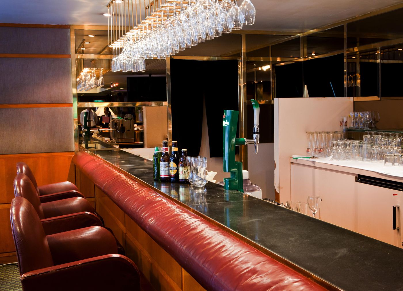The-Kimberley-Bar-8