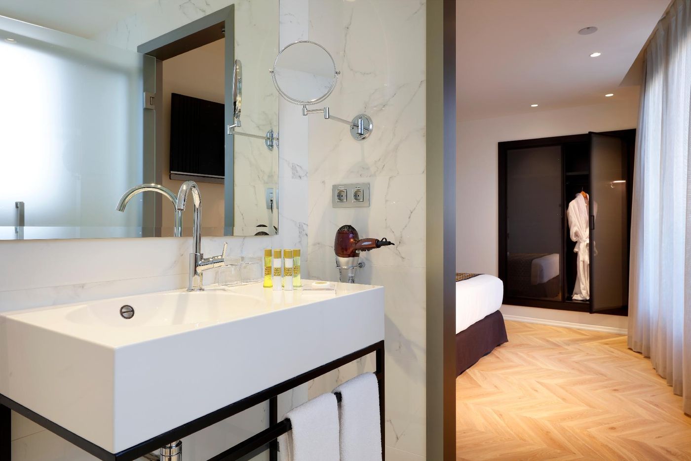 Eurostars-Madrid-Gran-Via-Room-34