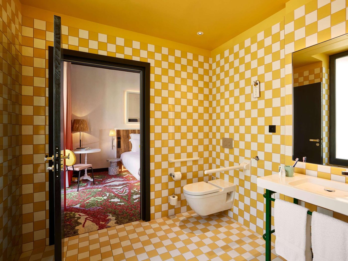 Mama-Shelter-Nice-Room-25