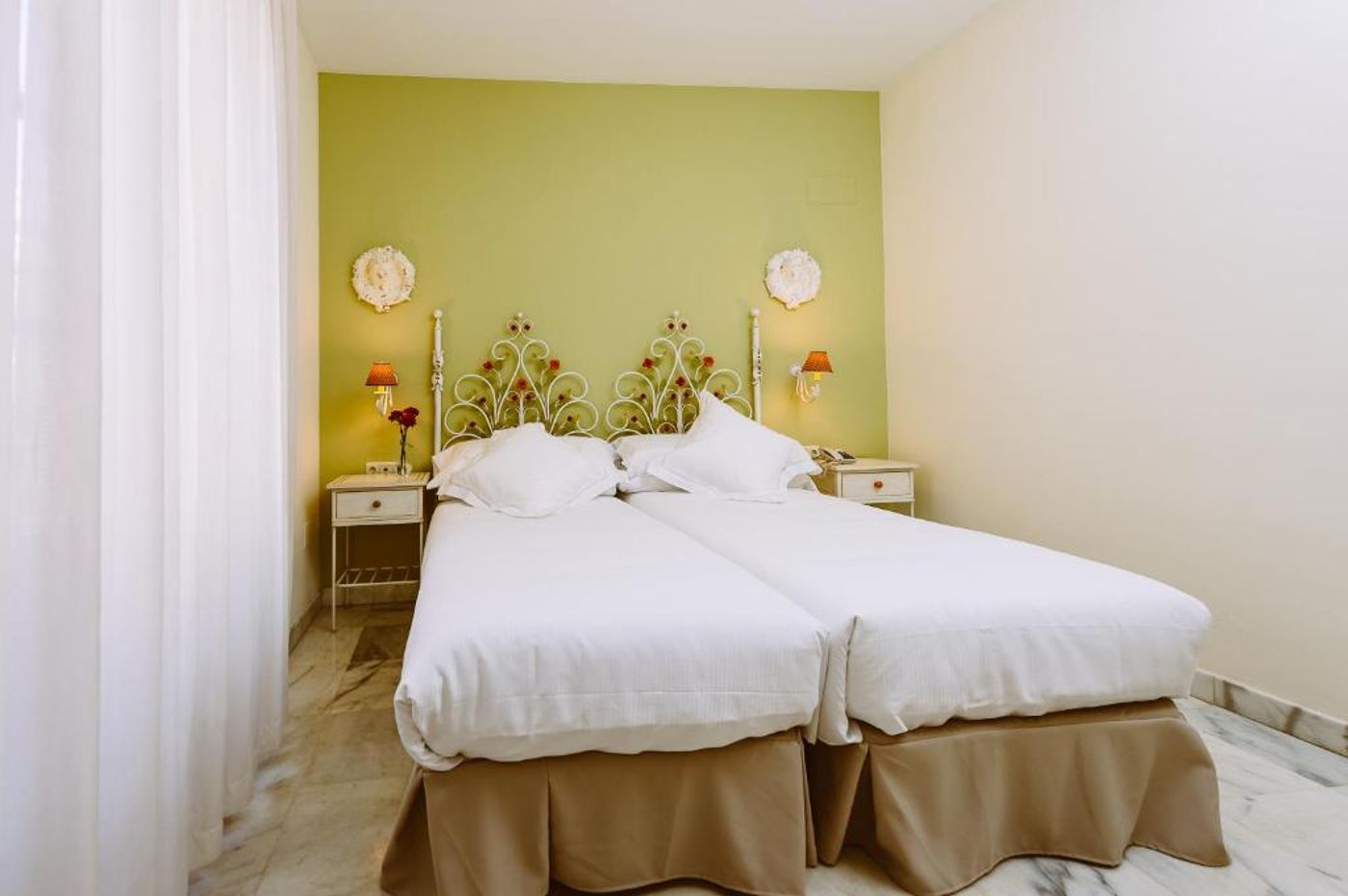 Basic  Hotel Doña Manuela - Spain - SEVILLA - Room - 4