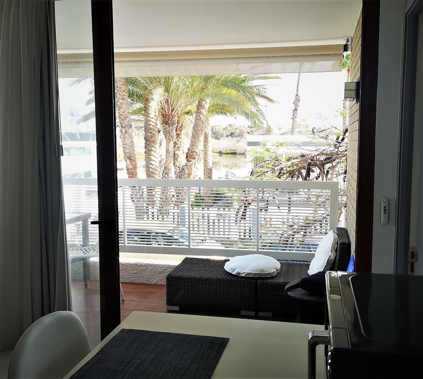 Apartamentos-Cocoteros-Room-35