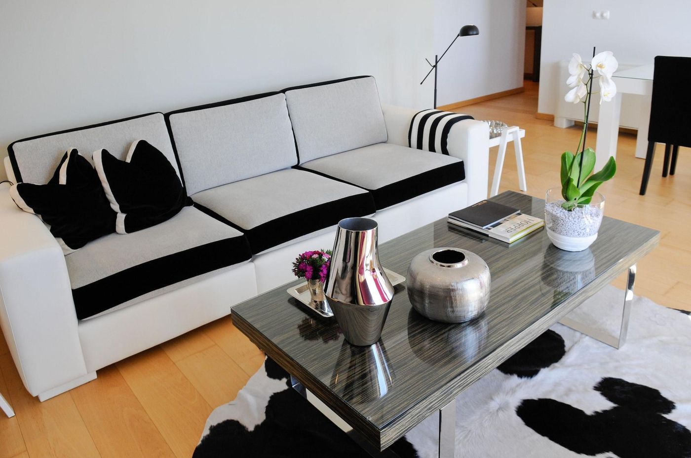 Panoramic-Living-Room-24