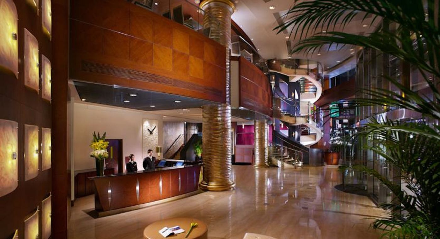 The-Empire-Hotel-Kowloon-Lobby-5