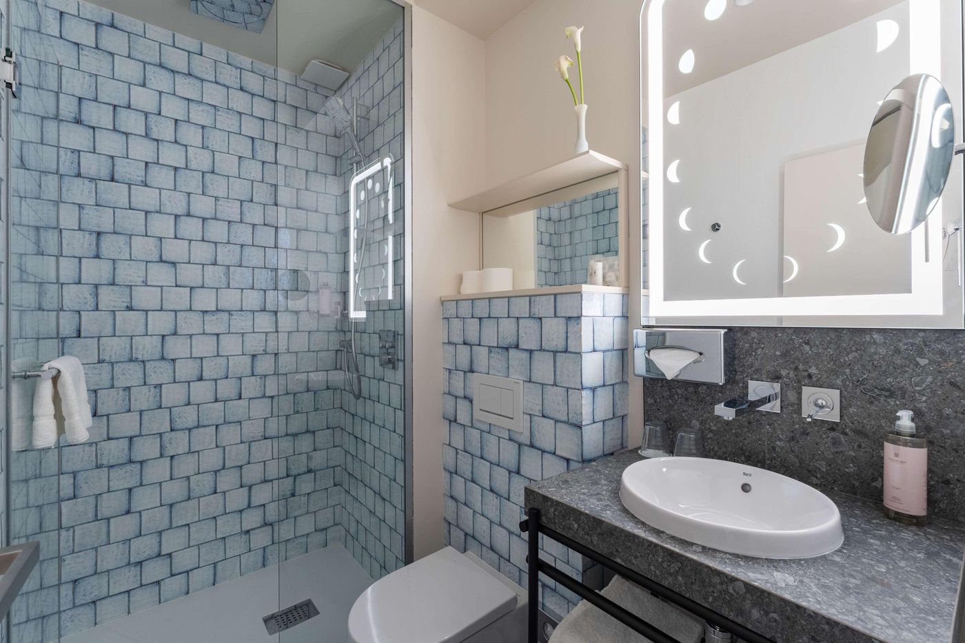 Astra-Opera-Astotel-Room-44