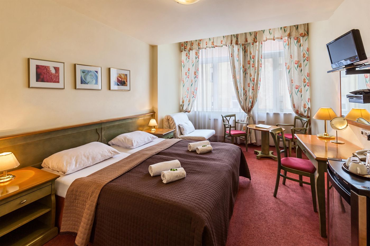 Augustus-et-Otto-Room-2