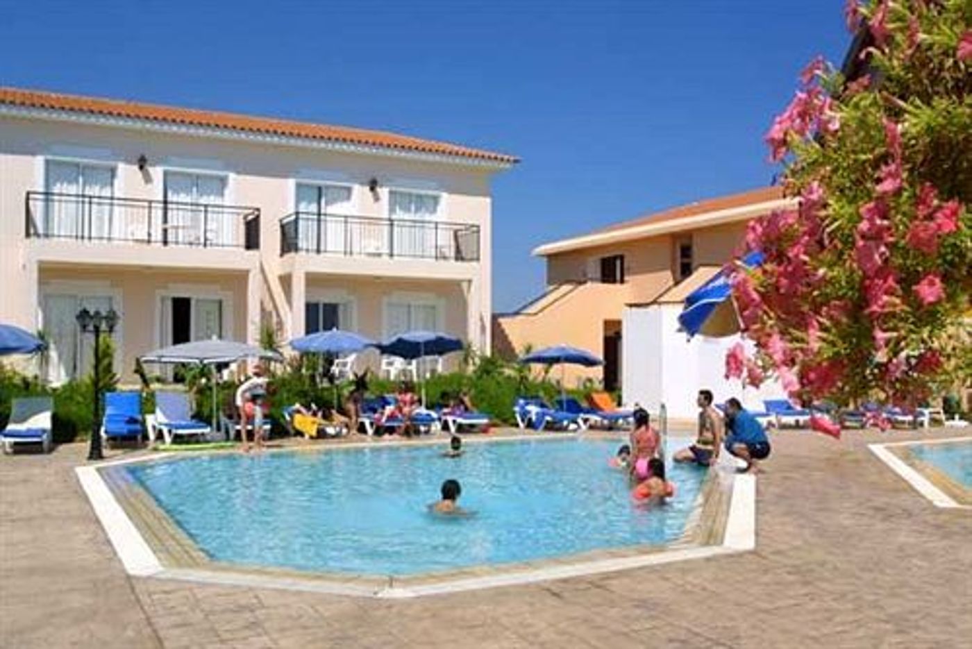 Akamanthea Holiday Village
