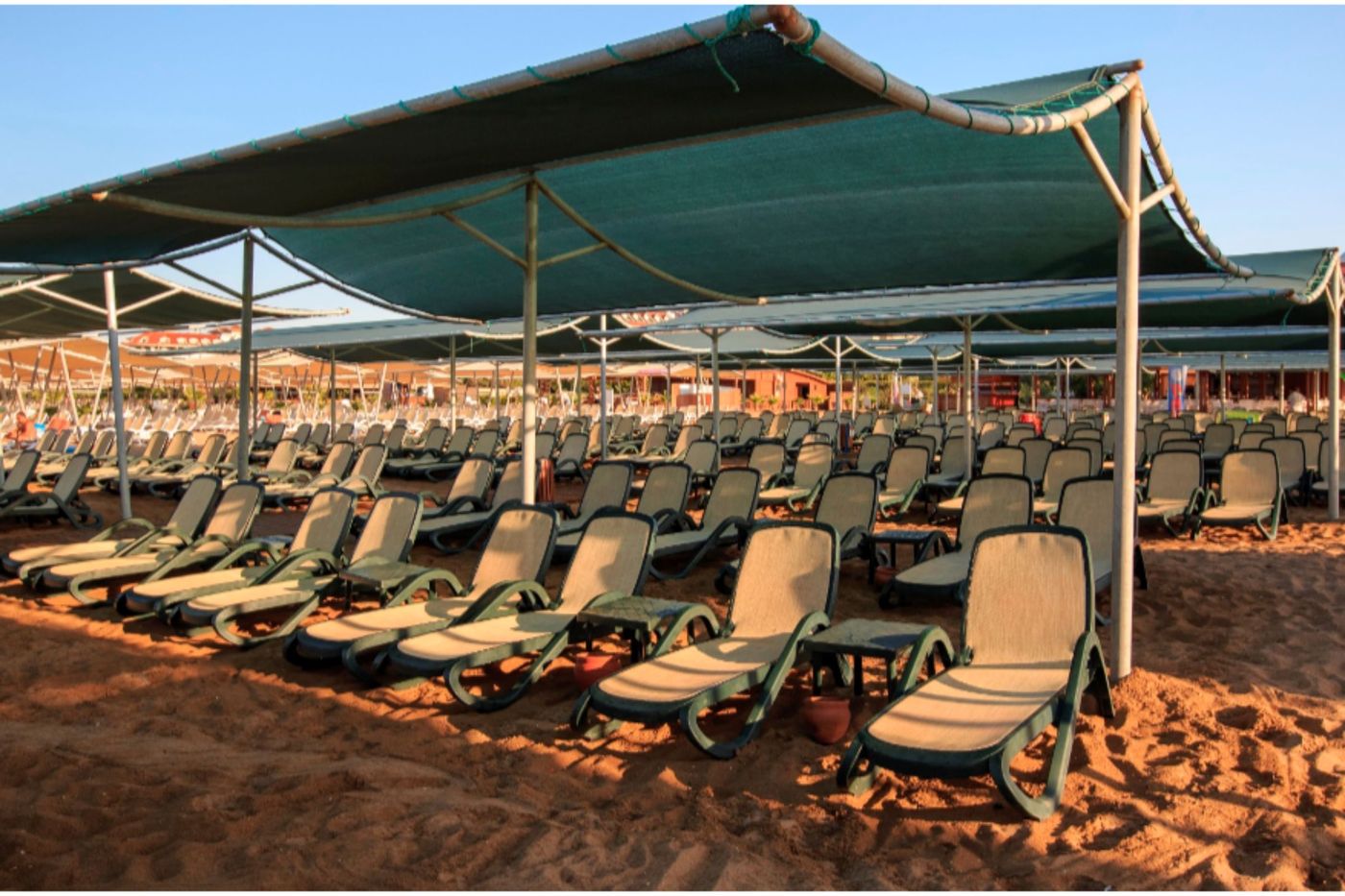 Well-Palace-Side-Beach-73