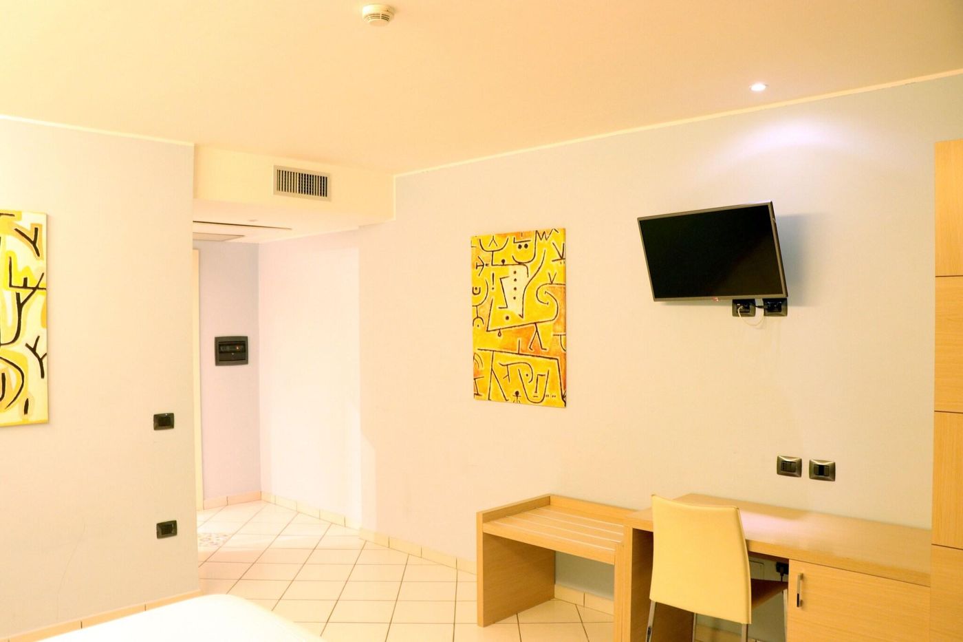 Ancora-Hotel-Lobby-20