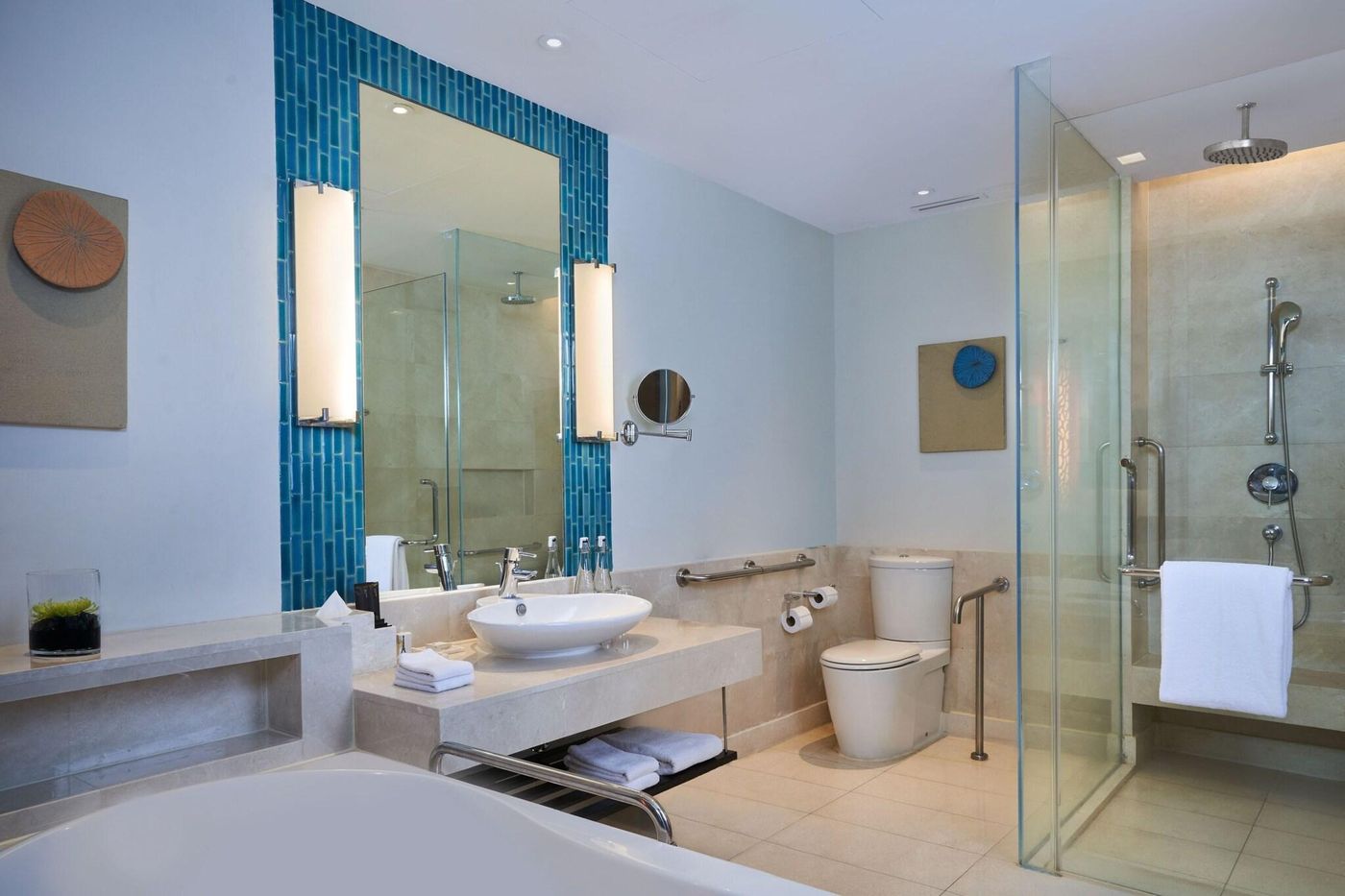 Renaissance-Phuket-Resort---Spa-Room-52