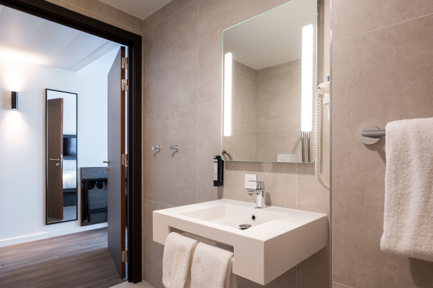 B&B HOTEL Antwerpen Centrum-Belgium-Antwerpen-Room-8