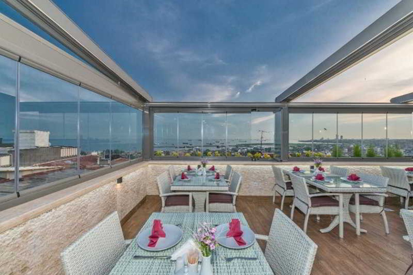 Selenay-Hotel-Restaurant-23