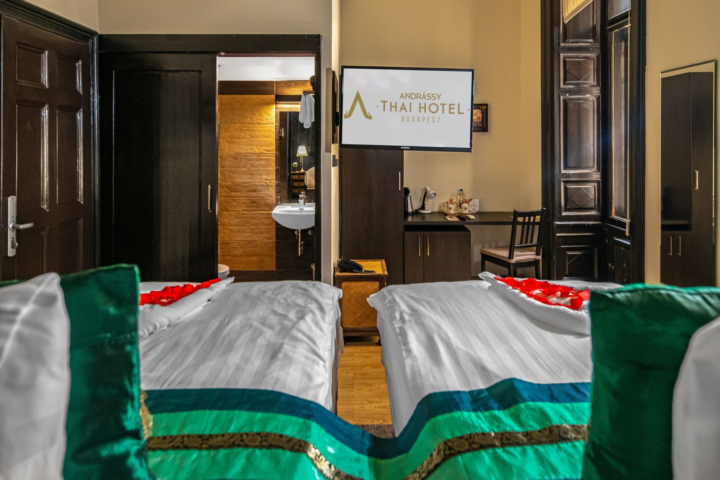 Andrassy-Thai-Hotel-Room-34
