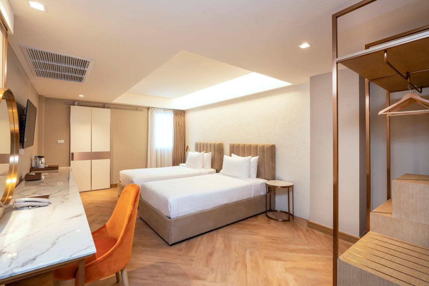 Away-Bangkok-Riverside-Kene-Room-10