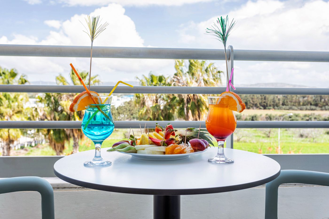 Louis-Phaethon-Beach-Room-19