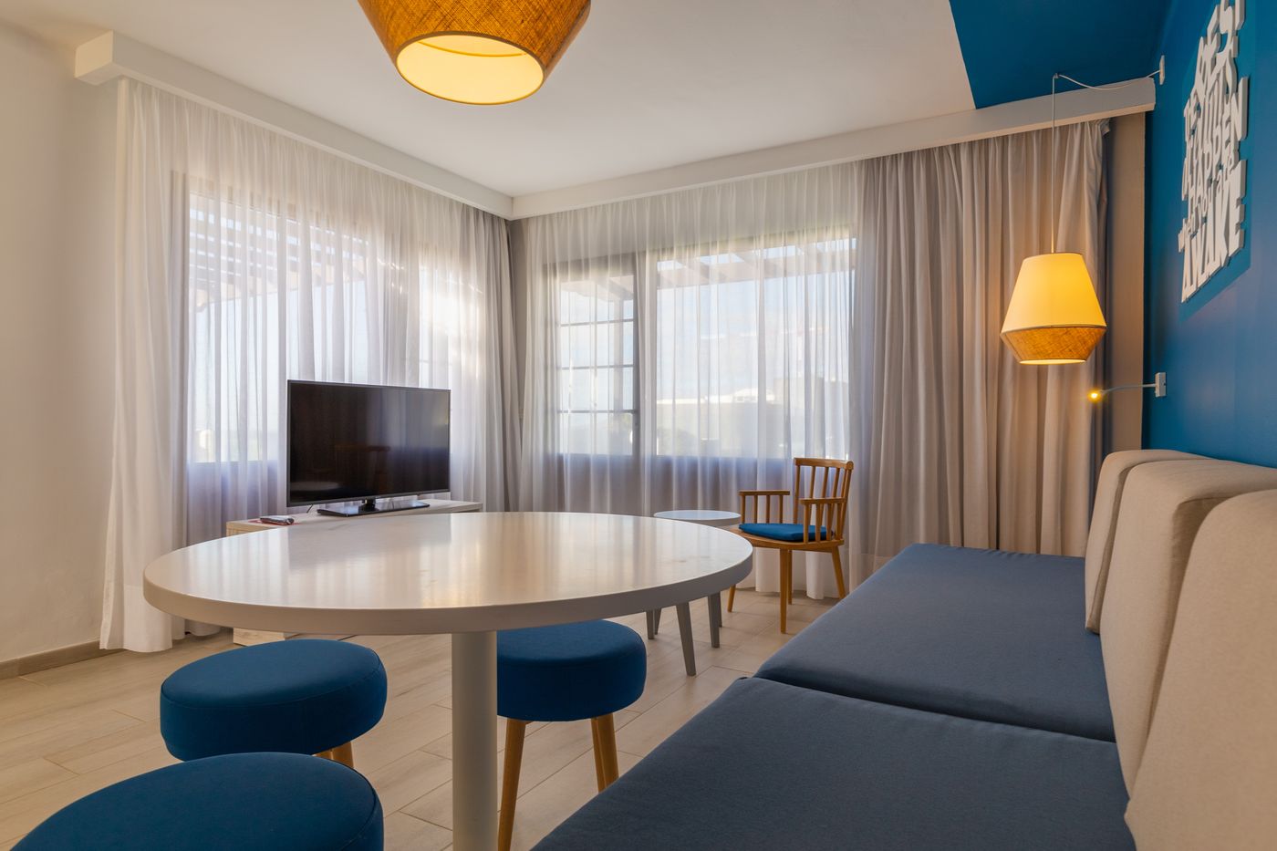 R2-Bahia-Kontiki-Beach-Aparthotel-Room-27