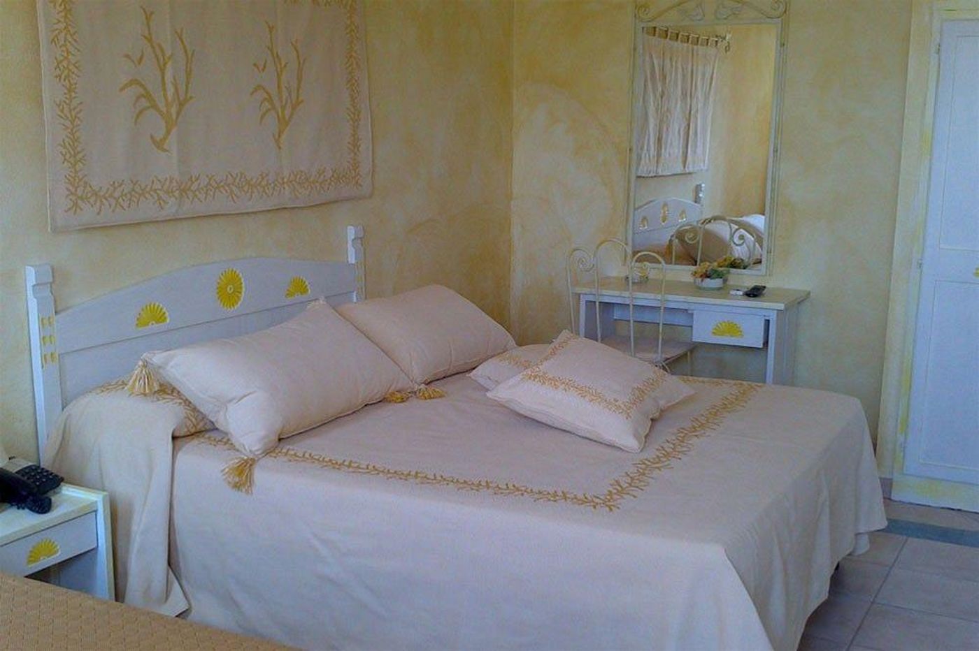 Hotel-Shardana-Room-15