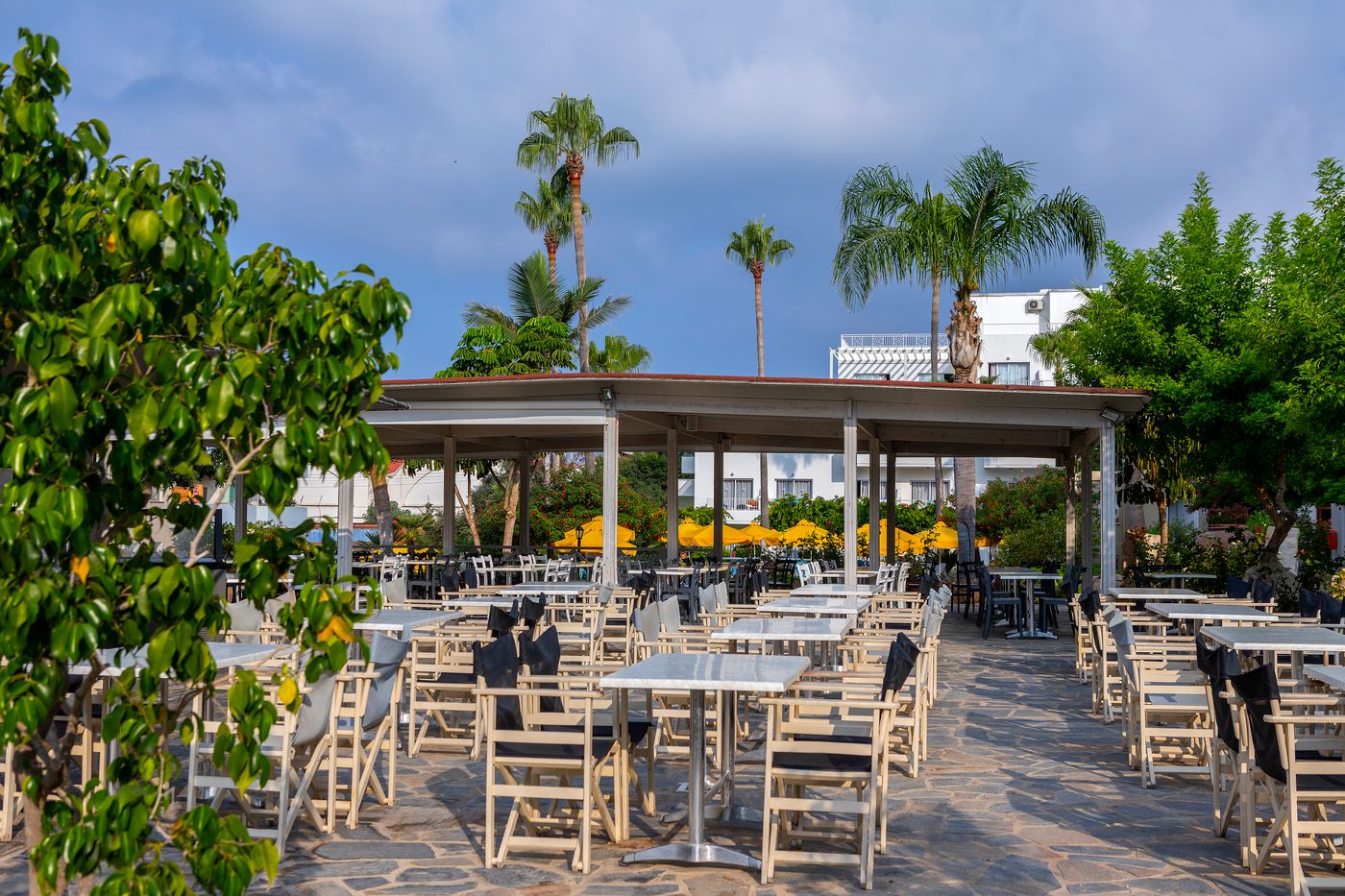 Mayfair Gardens & Hotel