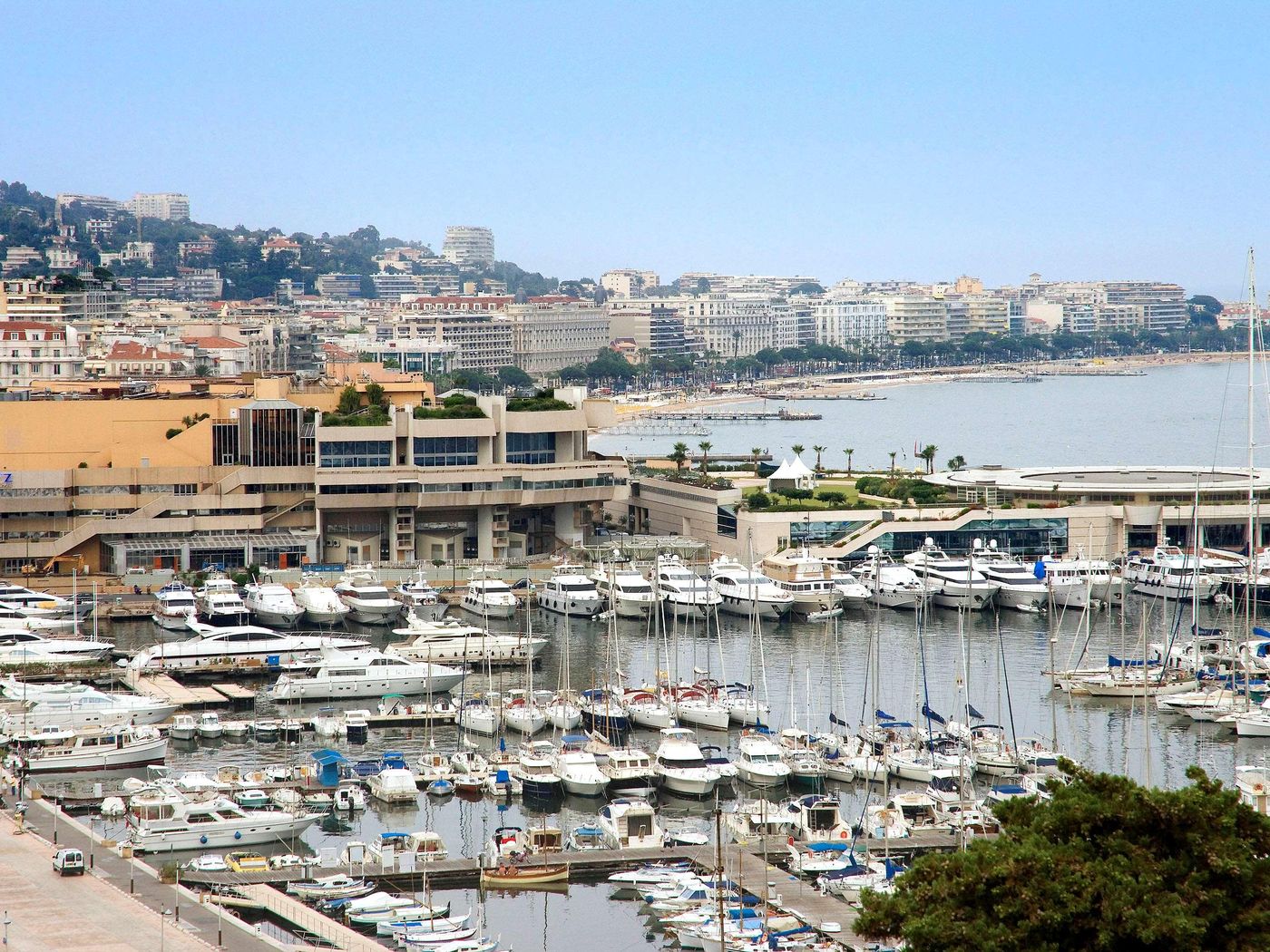 Novotel-Suites-Cannes-Centre-General-view-65