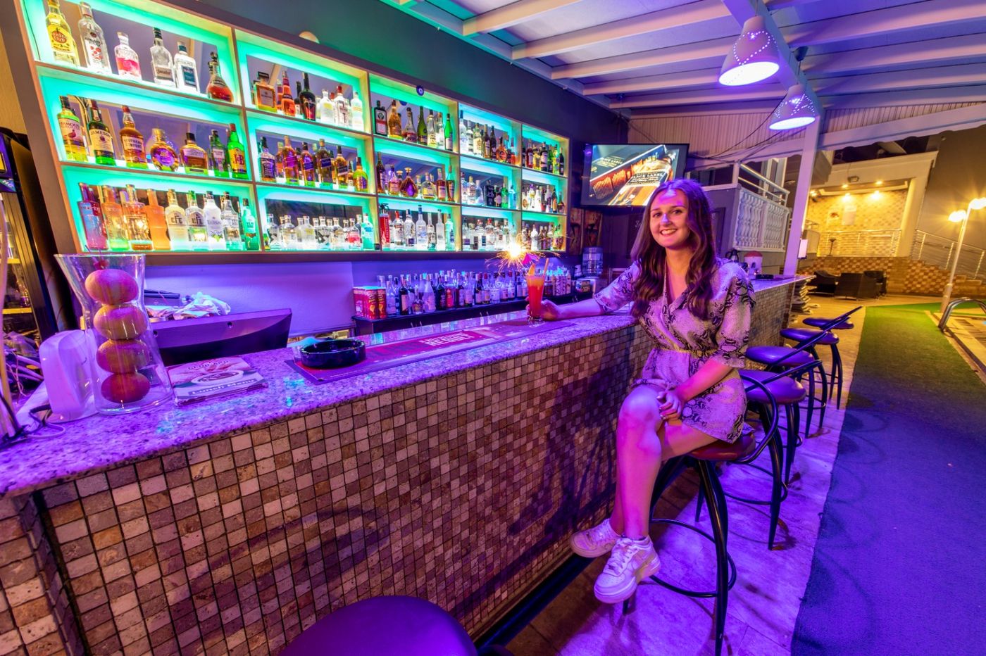 Club-Ako-Apart-Bar-37