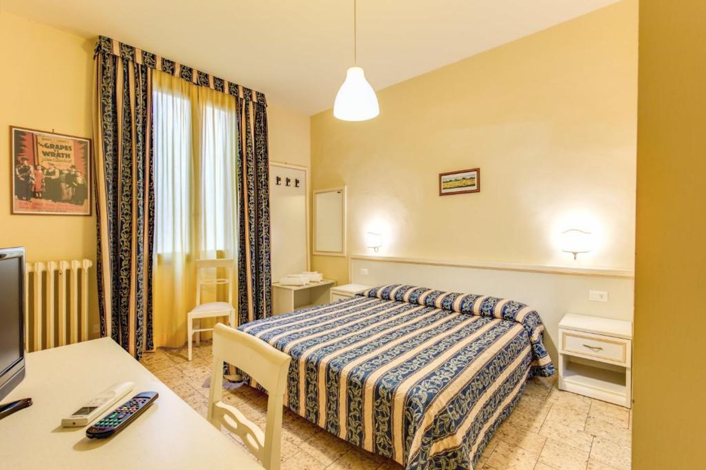 Azzi-Locande-degli-Artisti-Room-3