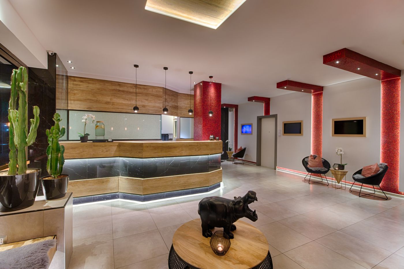 Raganelli-Hotel-Lobby-1