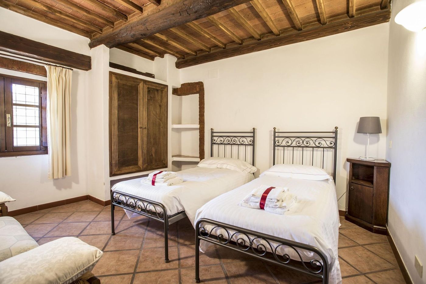 Borgo-Il-Poggiaccio-Room-20