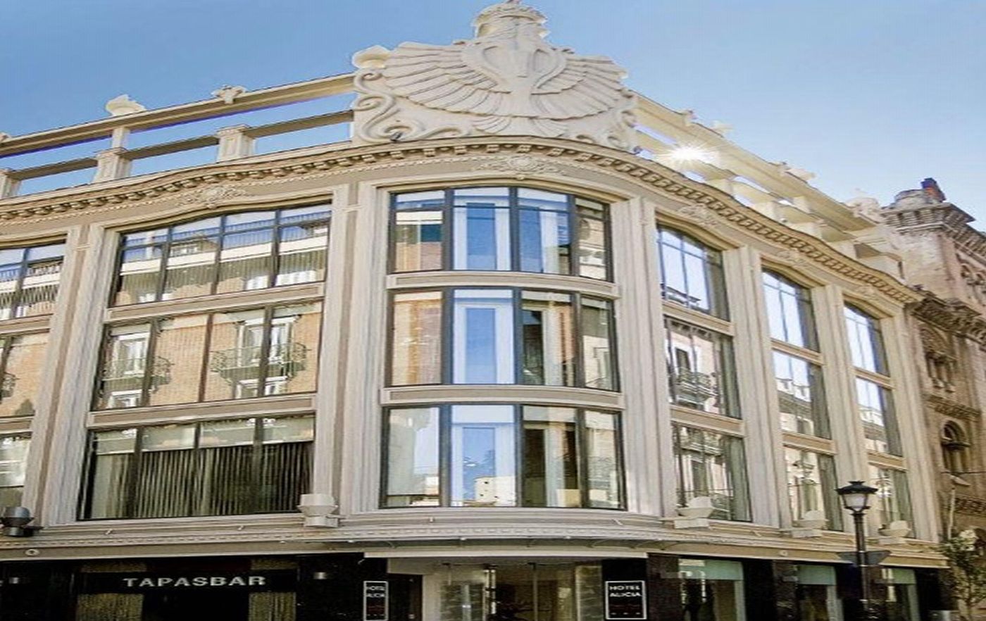 Room-Mate-Alicia-General-view-2