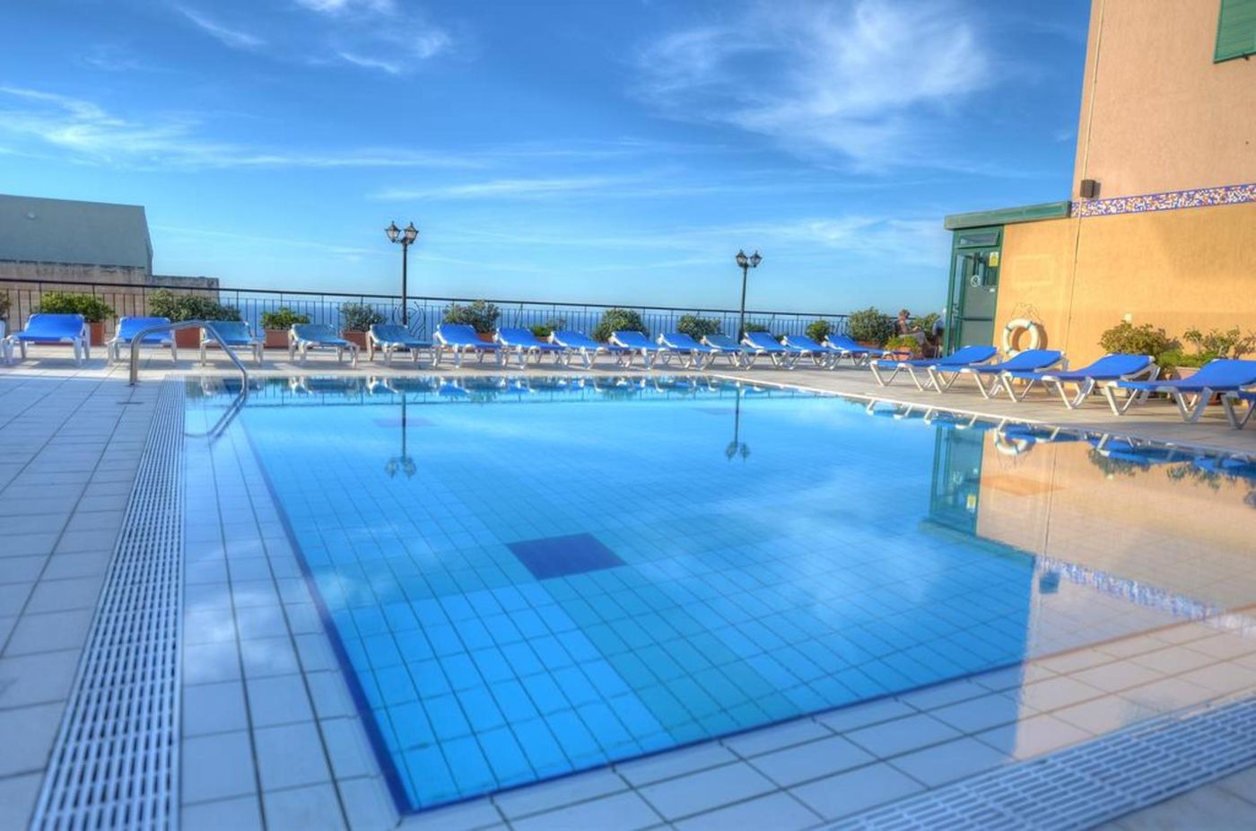 Vivaldi-Hotel-Pool-2