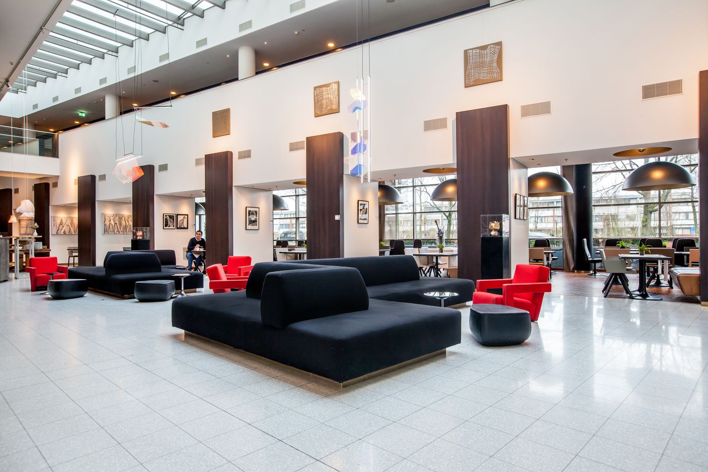 Dutch-Design-Hotel-Artemis-Lobby-4