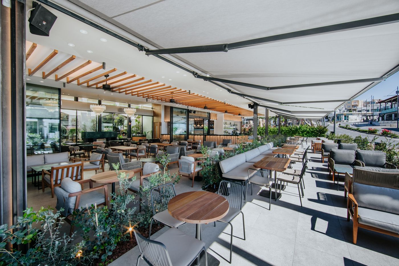 Napa-Plaza-Hotel-Restaurant-16