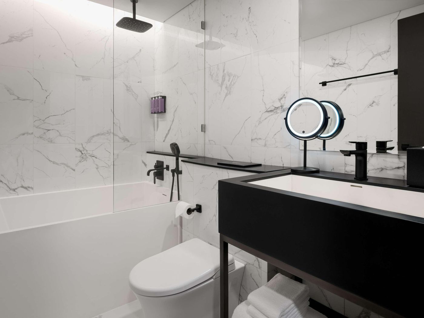 Tribe-Living-Bangkok-Sukhumvit-39-Room-43