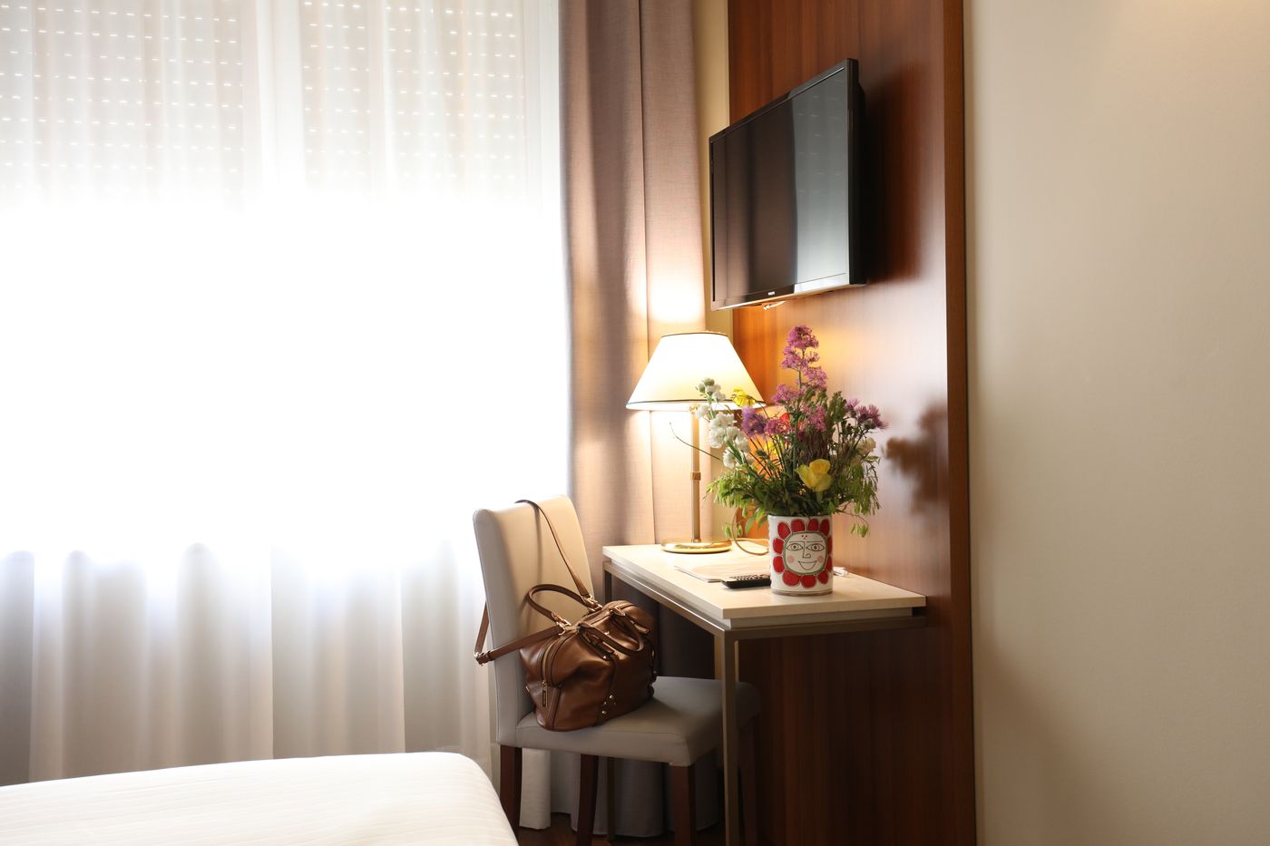 Grande-Albergo-Maugeri-Room-19