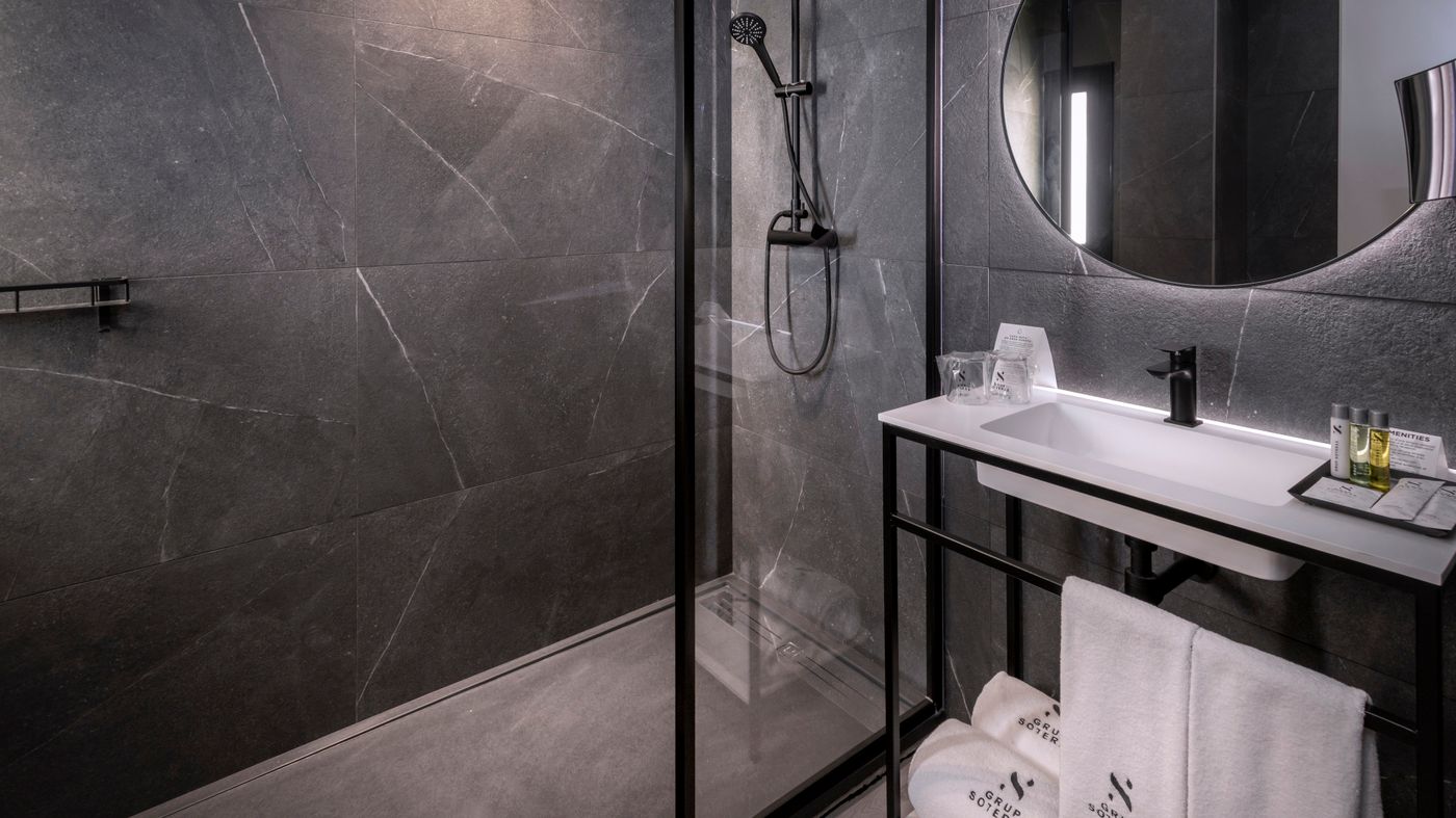 Bel-Air-Hotel-Room-26