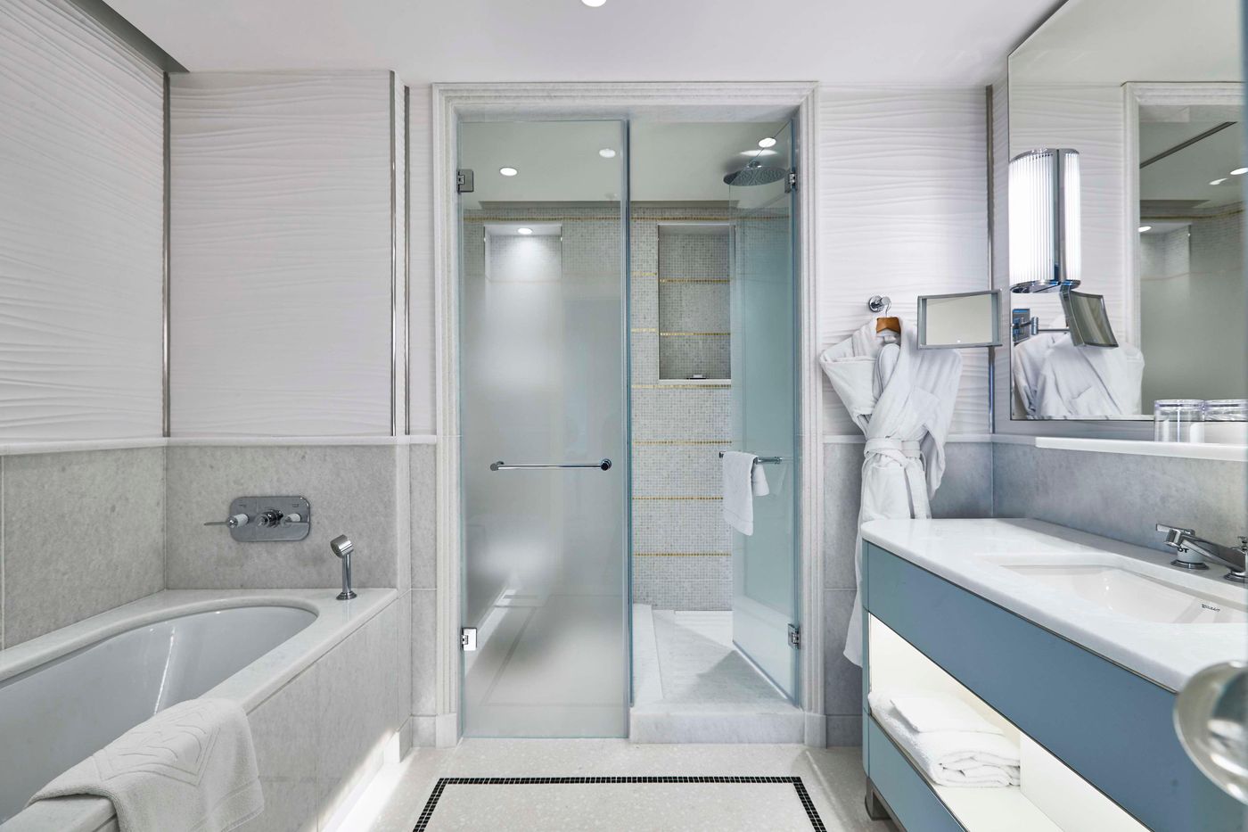 Hotel-Martinez-Cannes-Room-52