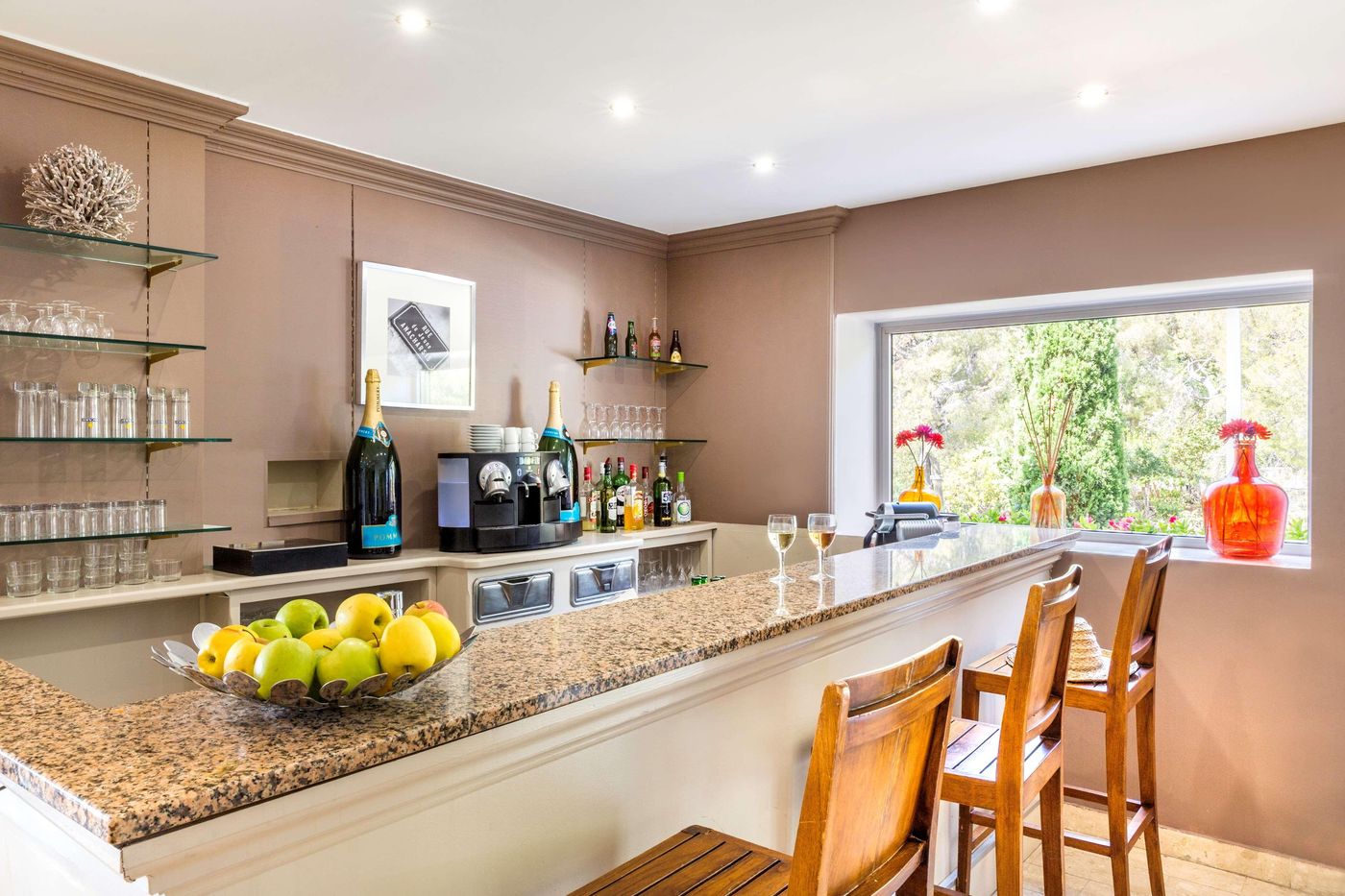 Best Western Plus La Rade-France-Cassis-Lobby-10