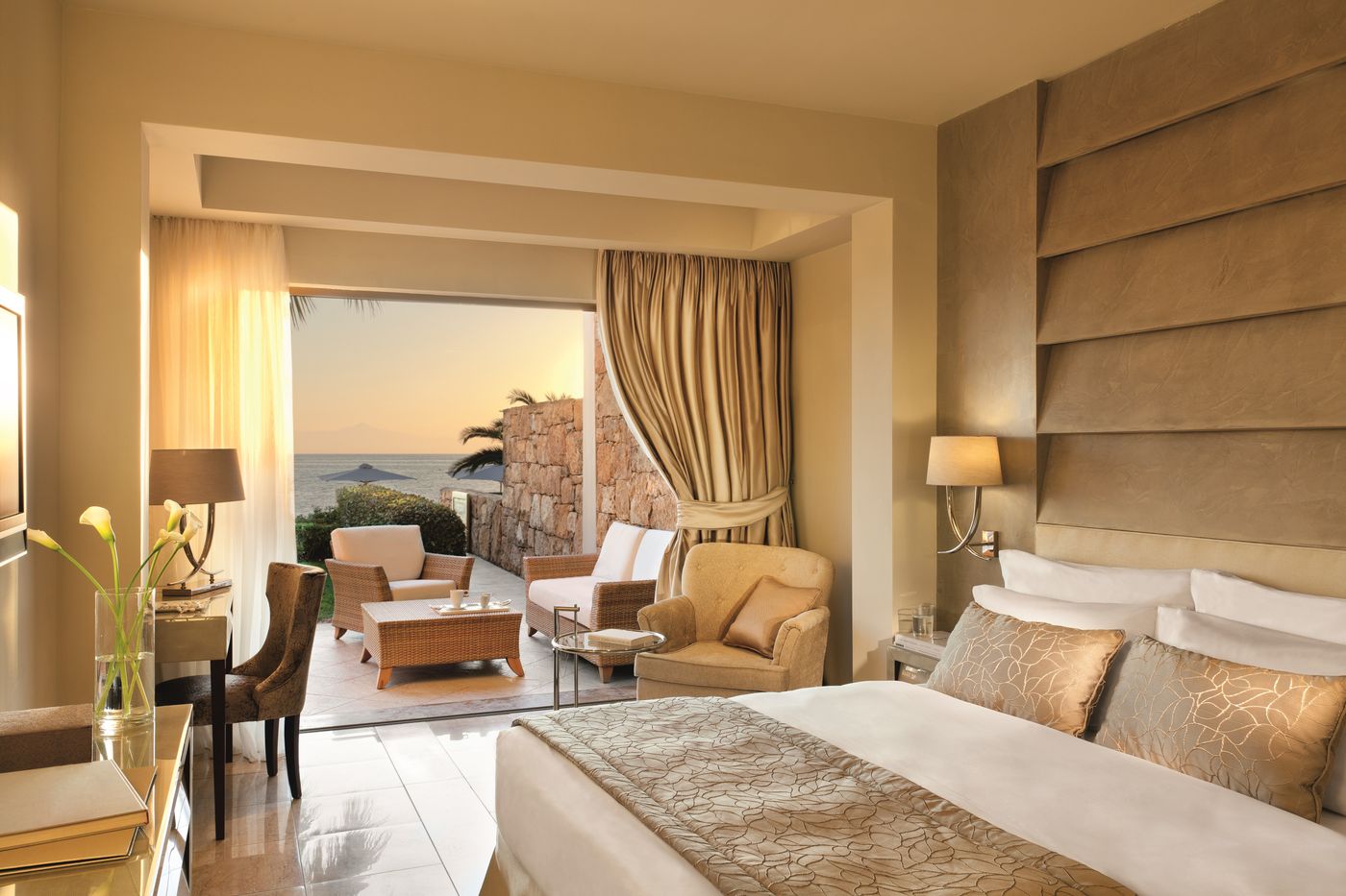 Sani Asterias Suites