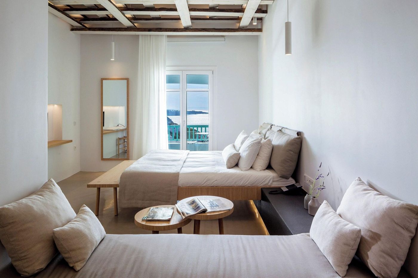 Bill---Coo-Suites-and-Lounge-Room-20