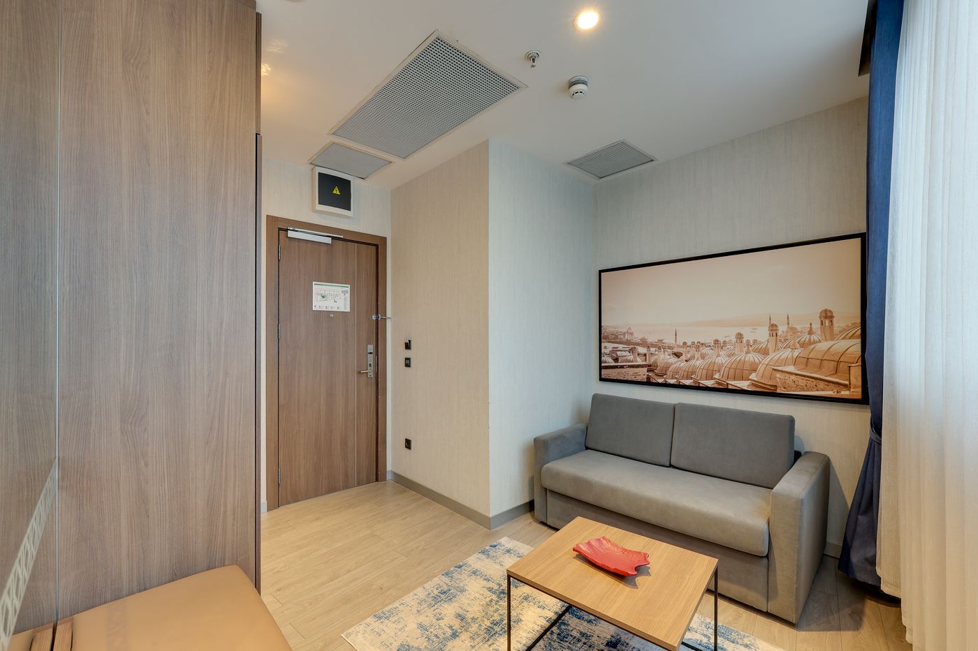 Ramada-Istanbul-Old-City-Room-46