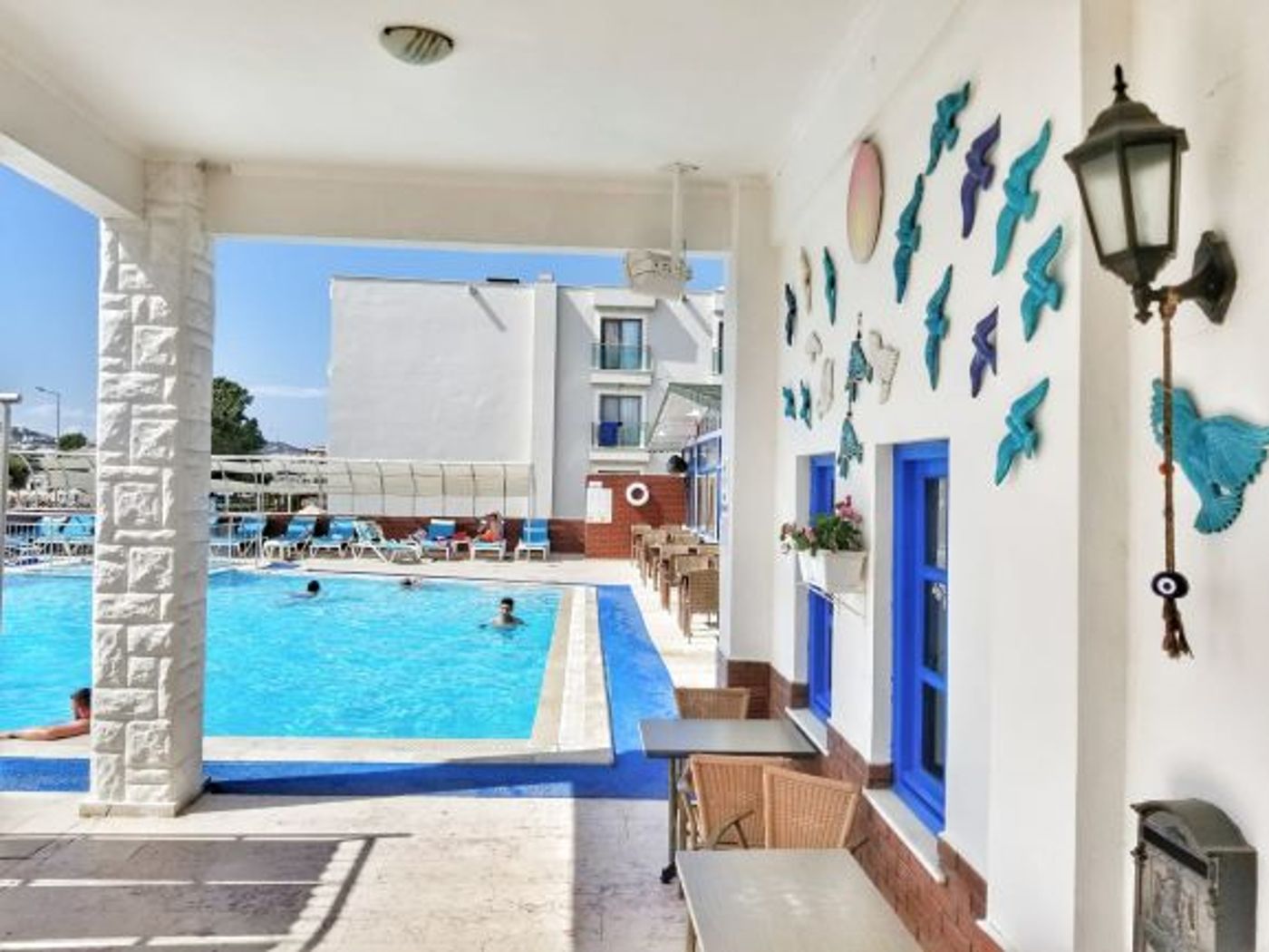 Sun and Sea Beach Hotel